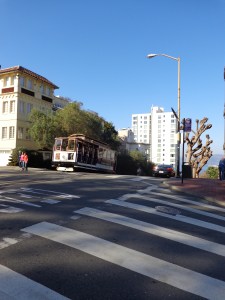 crossing Lombard St