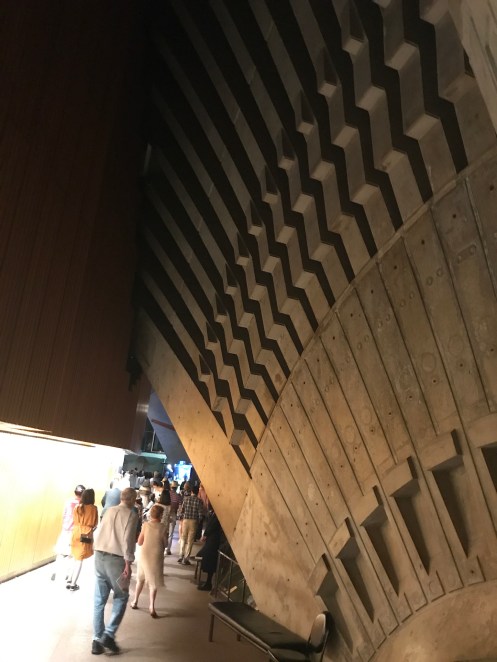 DE242AAE-6D11-4800-906C-E13B02FF0338